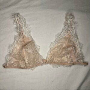 Victoria’s Secret Dream Angels Chantilly Lace Bralette VS Bra Light Wireless